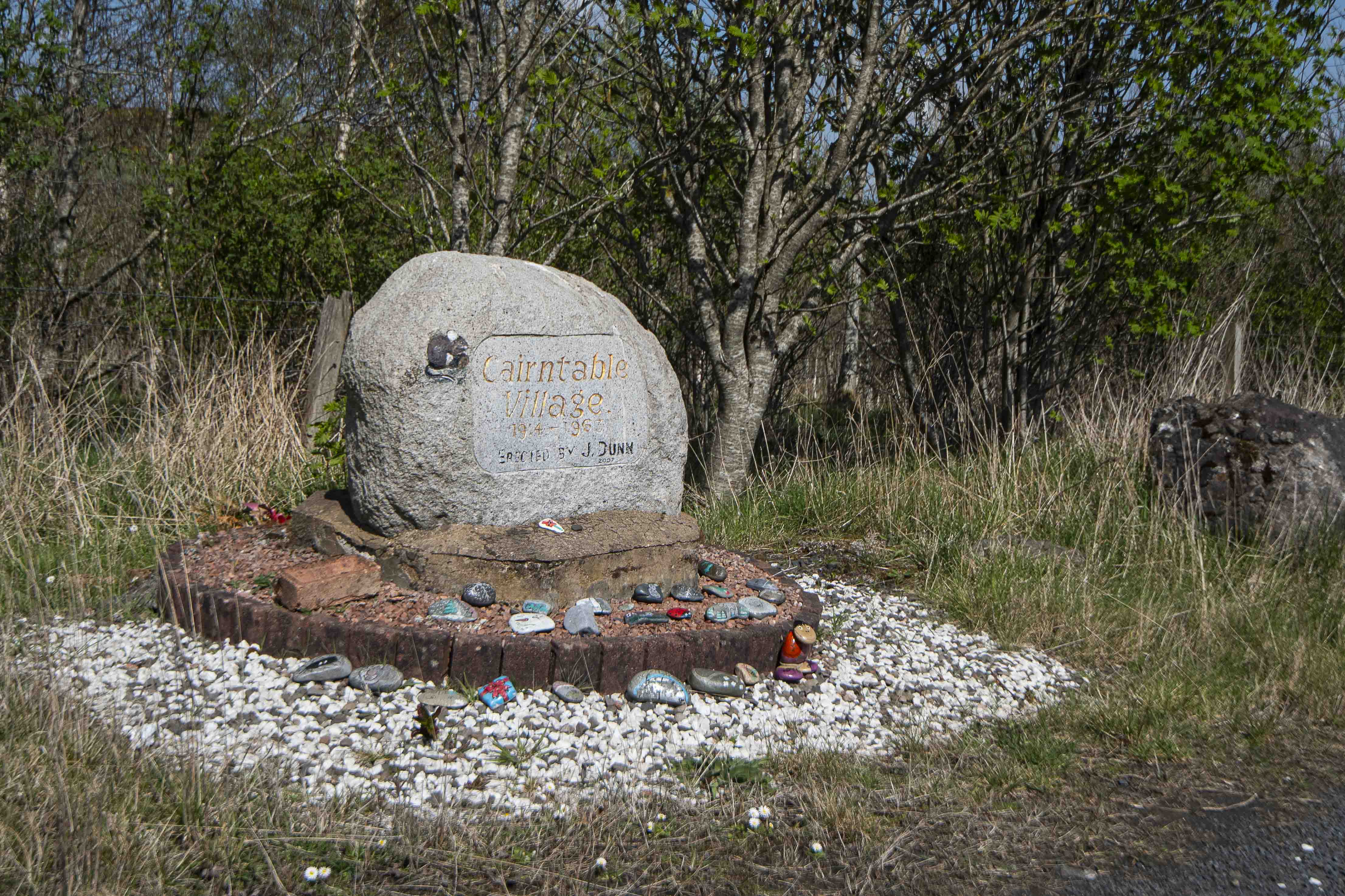 Memorial Stone to the village of Cairntable 1914-1963. Erected by J.Dunn in 2009.