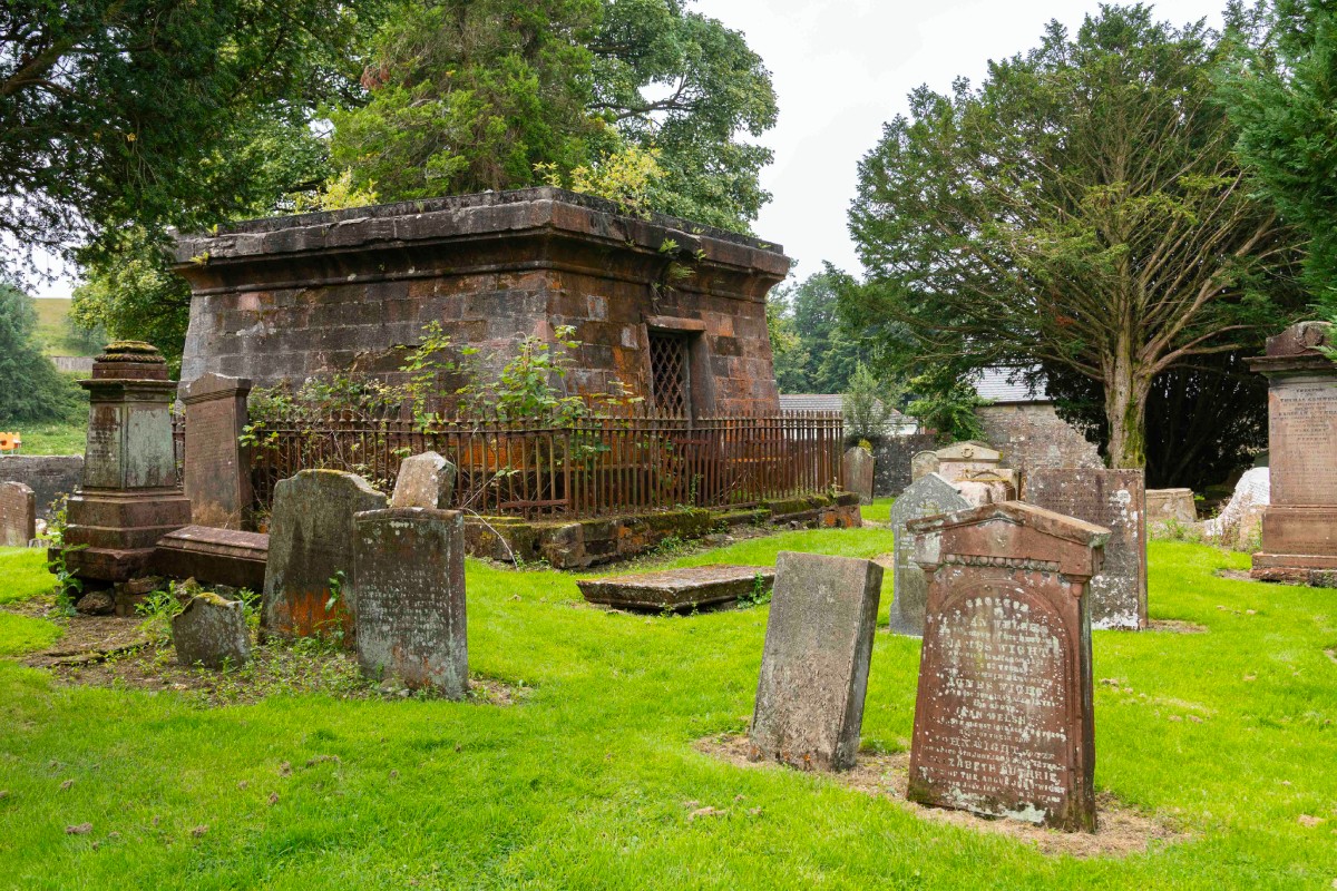 Dalmellington Old Kirkyard